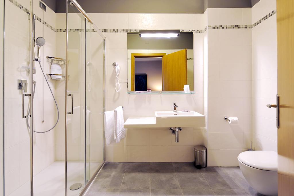 M14 & Hotel Padova