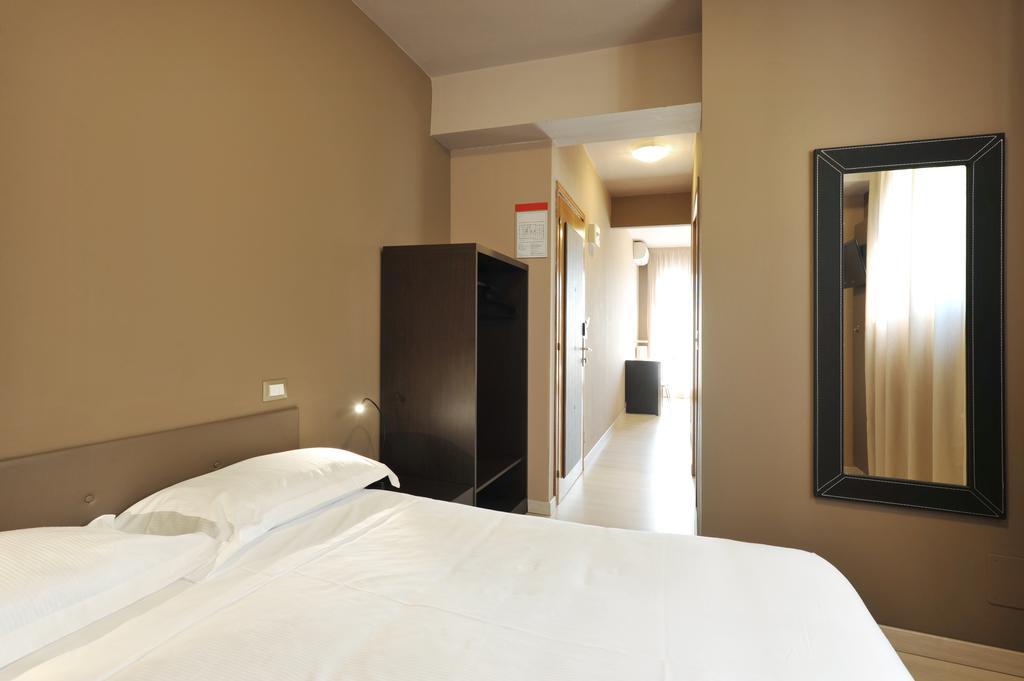 M14 & Hotel Padova