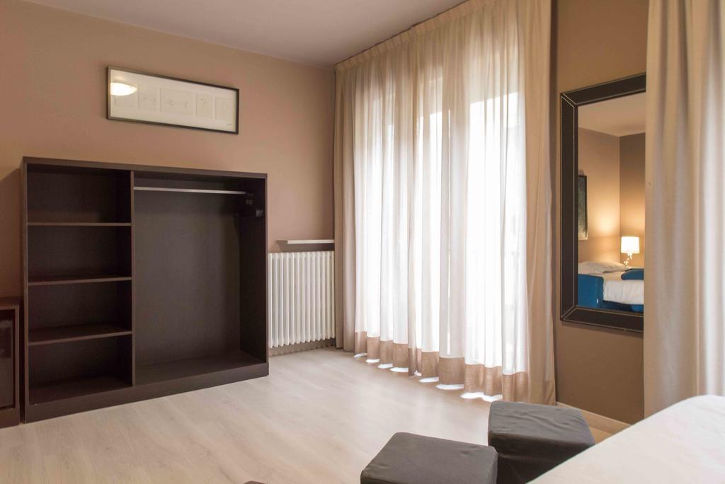 M14 & Hotel Padova