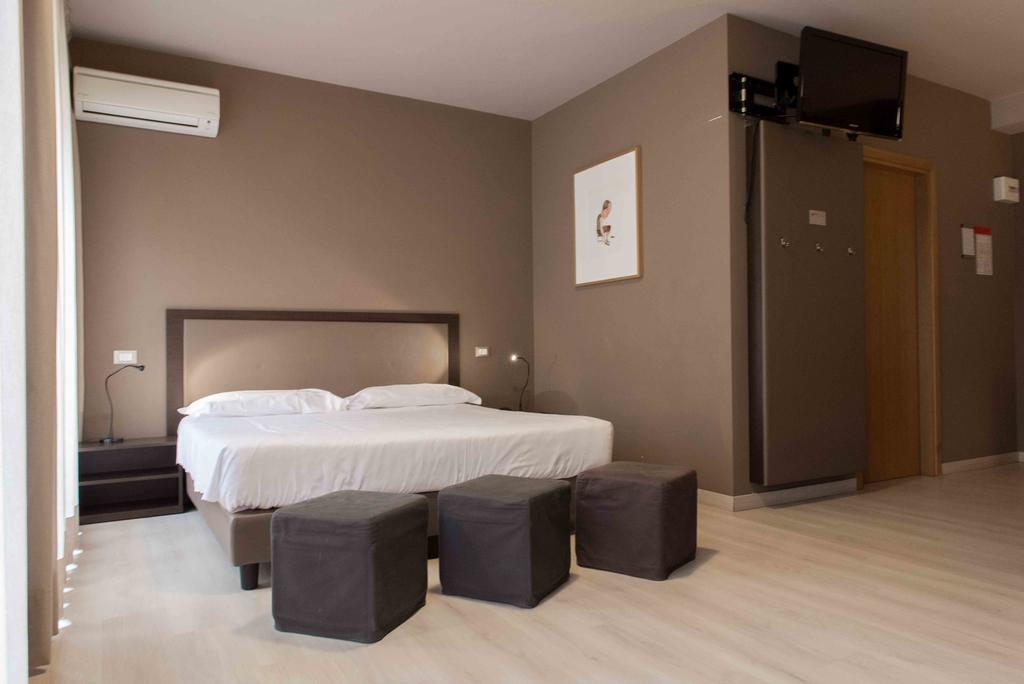 M14 & Hotel Padova