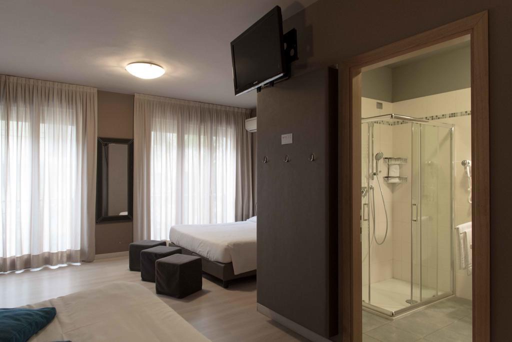 M14 & Hotel 3*