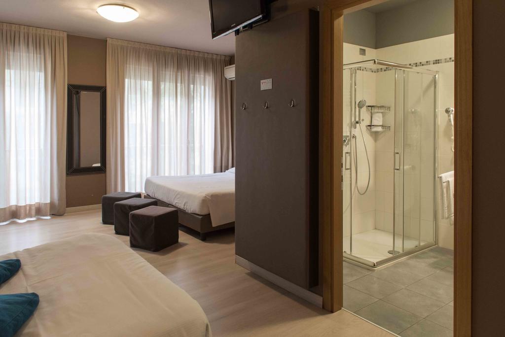 Hotel M14 &