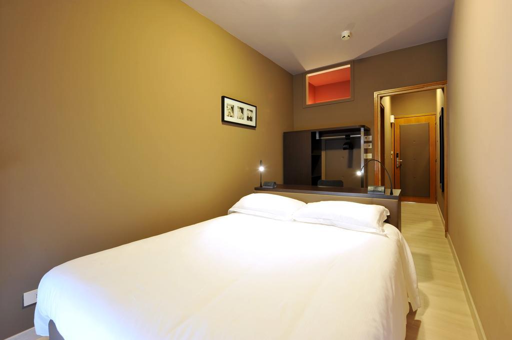 M14 & Hotel Padova