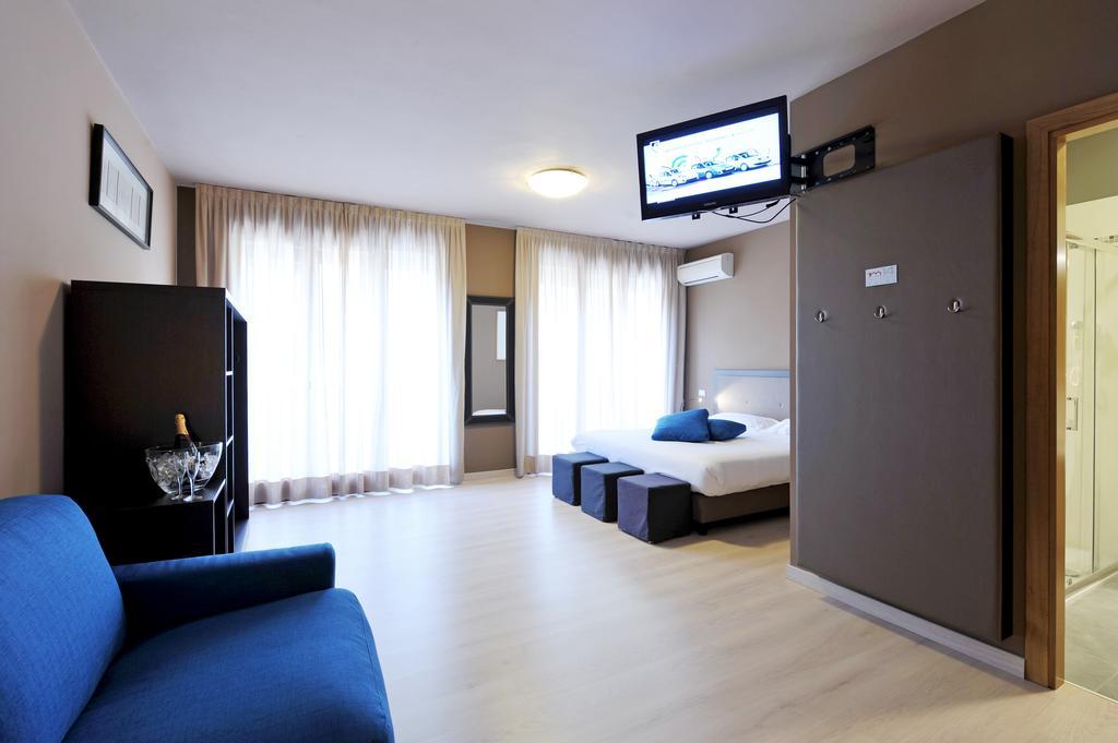 M14 & Hotel Padova