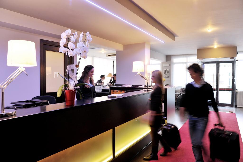 M14 & Hotel